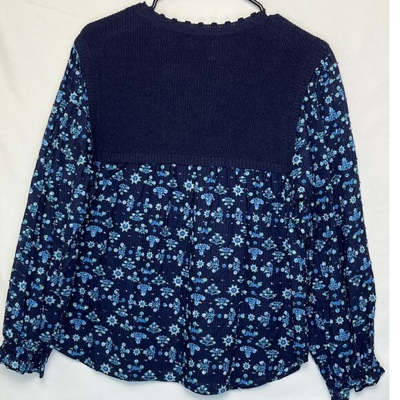 NWT Melissa Nepton Women's M Blue Calvin Mixed Media Floral Print Sweater Top - Picture 2 of 7